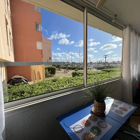 2 Pieces Avec Parking - 4 Personnes, Port - Fr-1-81-637 Apartment *